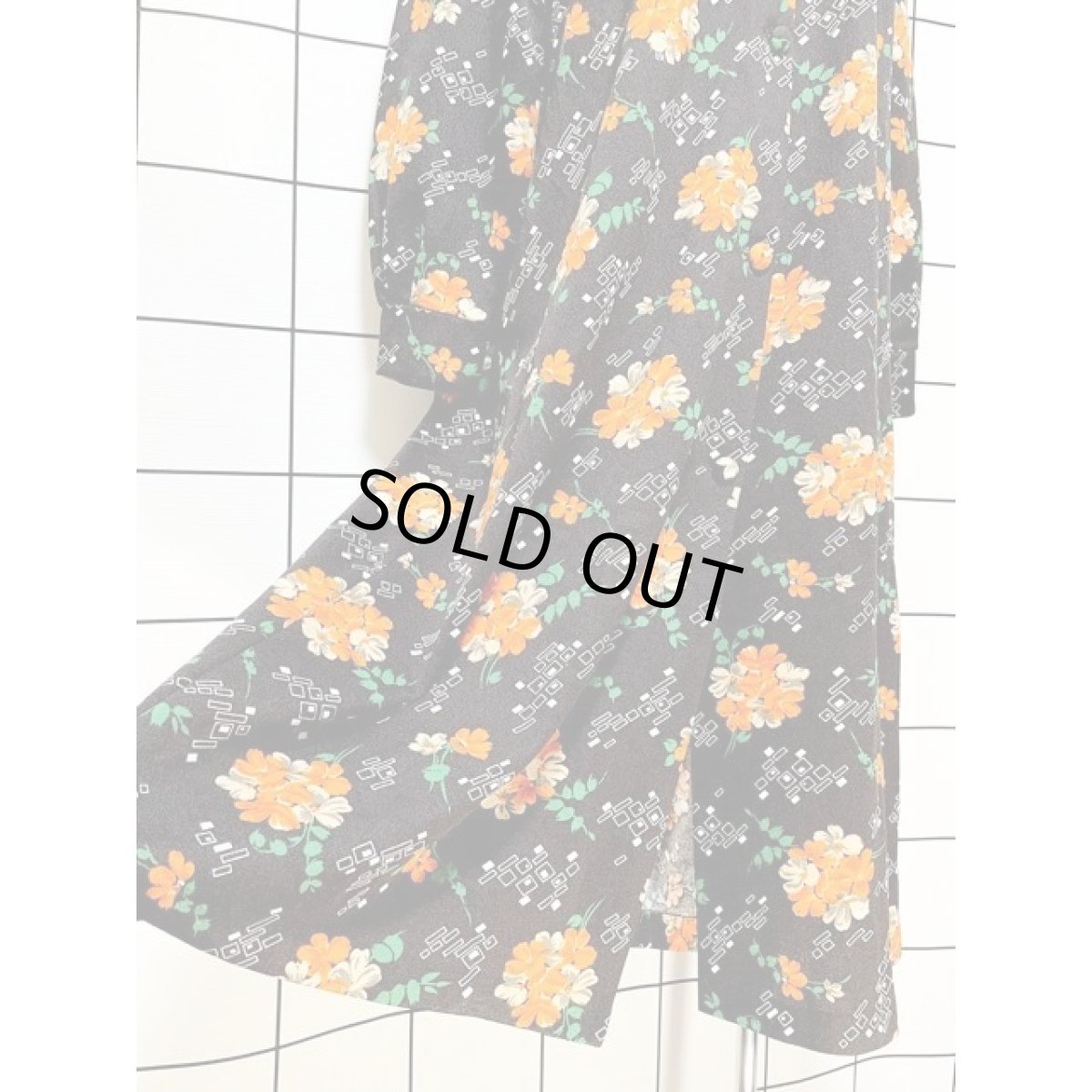 画像9: フランス古着 花柄 スクエア スタンドカラー ブラウン レトロ ヨーロッパ ヴィンテージワンピース  (9)