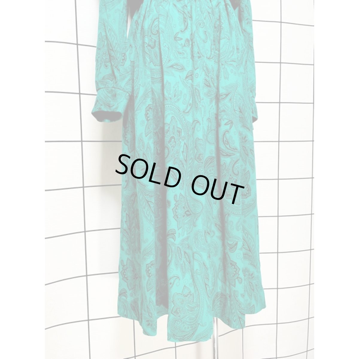 画像9: ペイズリー グリーン アクリル ウエストゴム レトロ アメリカ古着 ヴィンテージワンピース (9)