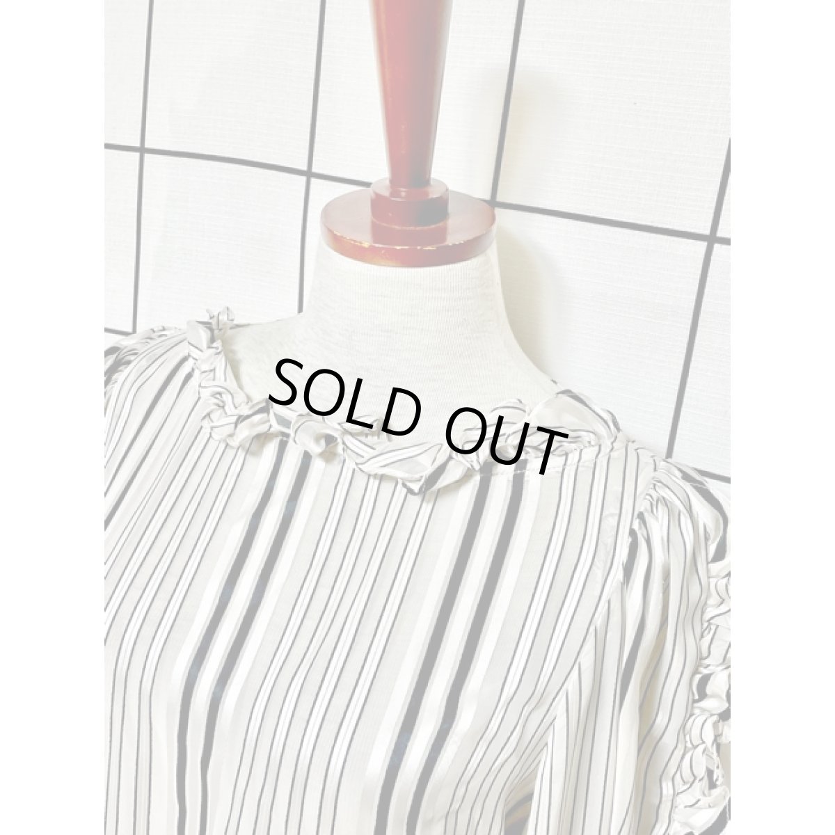 画像6: フリルたっぷり ストライプ UNIONMADE モノトーンカラー アメリカ古着 ヴィンテージドレス (6)