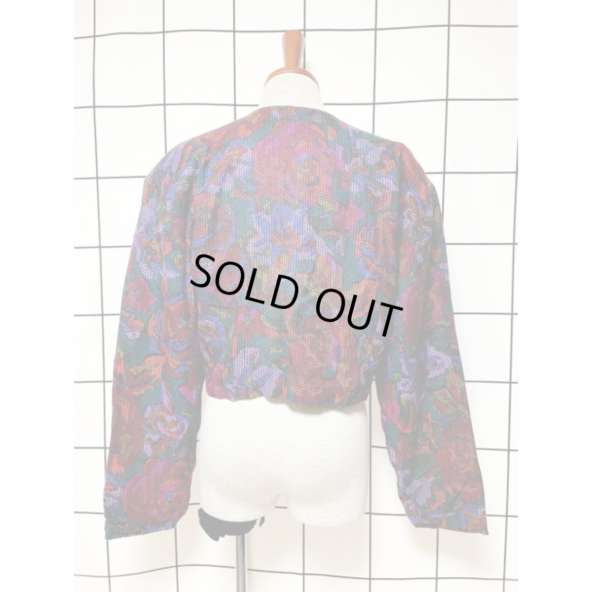 画像2: ショート丈 ノーカラー アート柄 レトロ 古着 ヴィンテージジャケット (2)