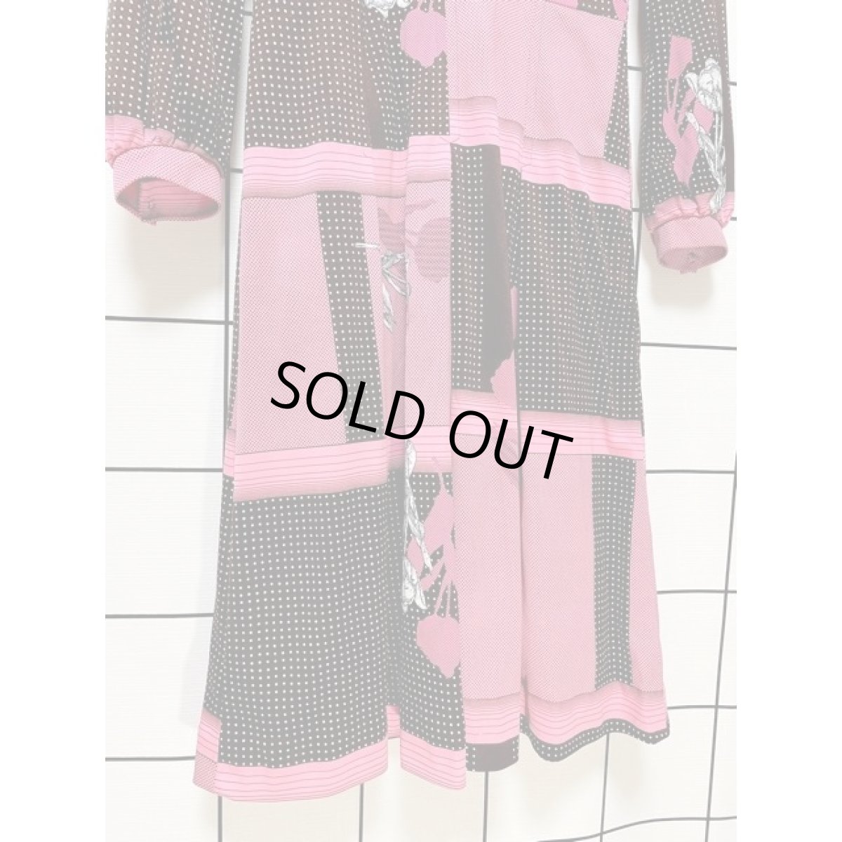 画像8: ドット 花柄 リボンタイ付 70年代 レトロ レディース 長袖 昭和レトロ 国産古着 レトロワンピース (8)