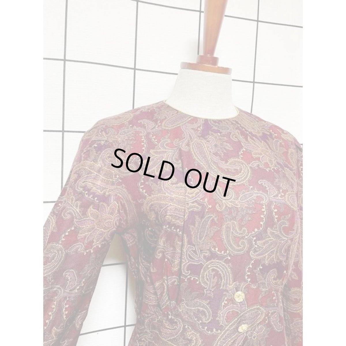 画像7: ペイズリー ゴールドパイピング ウエストゴム レトロ アメリカ古着 ヴィンテージワンピース (7)