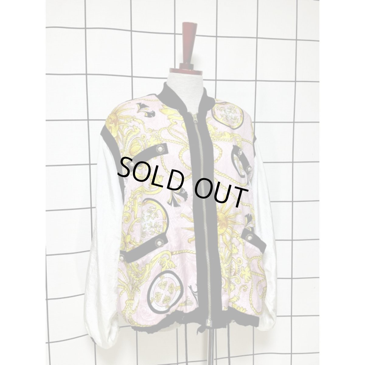 画像3: スカーフ柄 オーバーサイズ ピンク ホワイト ジップアップ アメリカ古着 ブルゾン ジャンパー ヴィンテージナイロンジャケット (3)