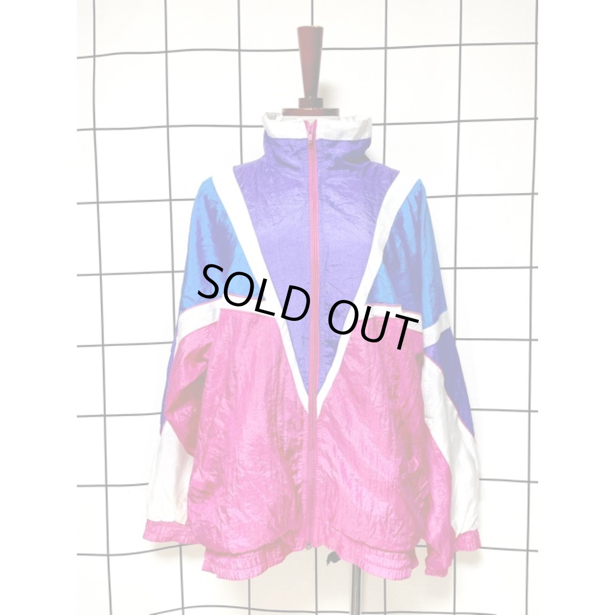 画像1: マルチカラー オーバーサイズ ピンク パープル ホワイト ジップアップ アメリカ古着 ブルゾン ジャンパー ヴィンテージナイロンジャケット (1)