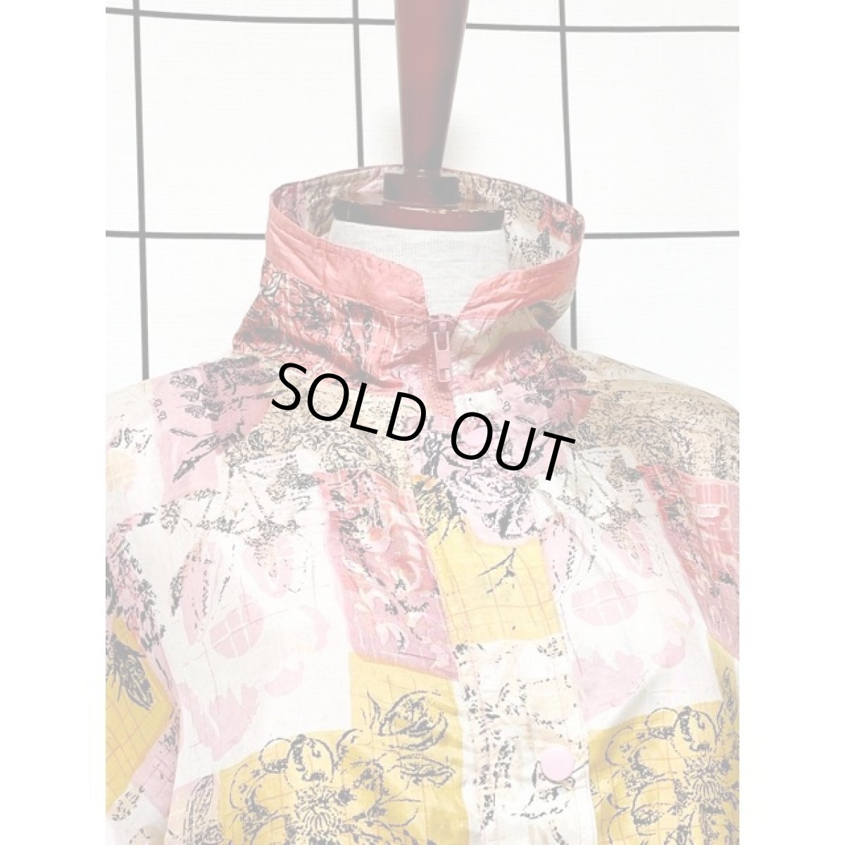 画像5: アート柄 オーバーサイズ ピンク ホワイト イエロー ホック アメリカ古着 ジャンパー ヴィンテージブルゾンジャケット (5)