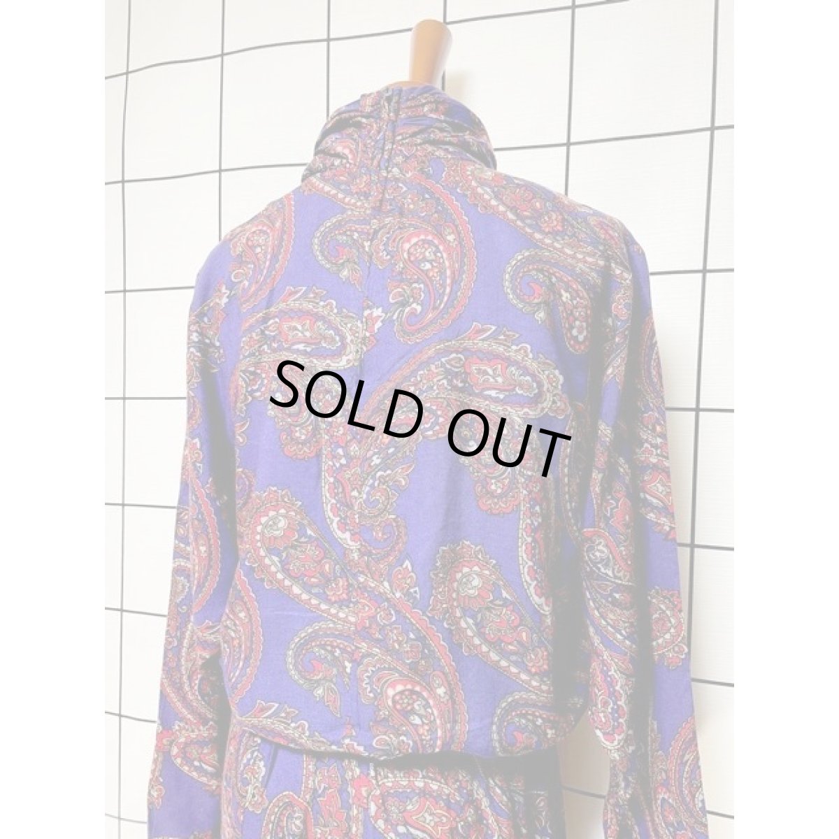 画像3: ペイズリー ハイネック ブルー ウエストゴム レトロ アメリカ古着 ヴィンテージワンピース (3)