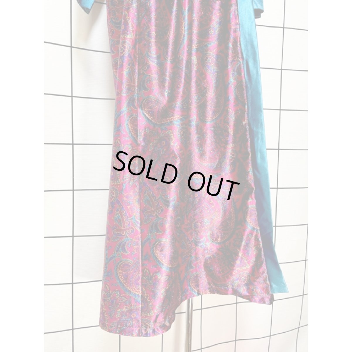 画像9: ペイズリー柄  レトロ アメリカ古着 ヴィンテージ ロングガウン (9)