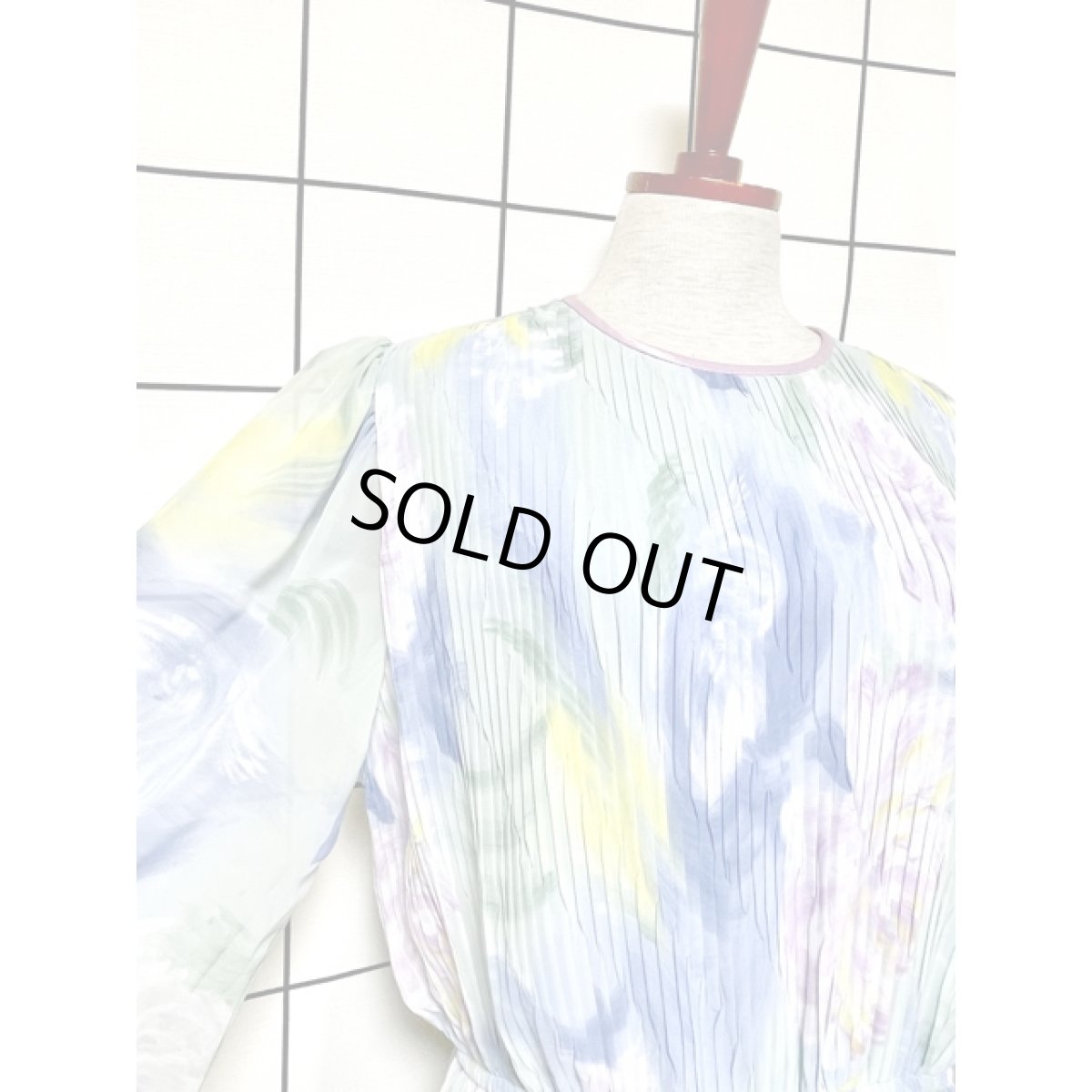 画像6: アート柄 フロントプリーツ ウエストゴム レトロ アメリカ古着 ヴィンテージワンピース (6)