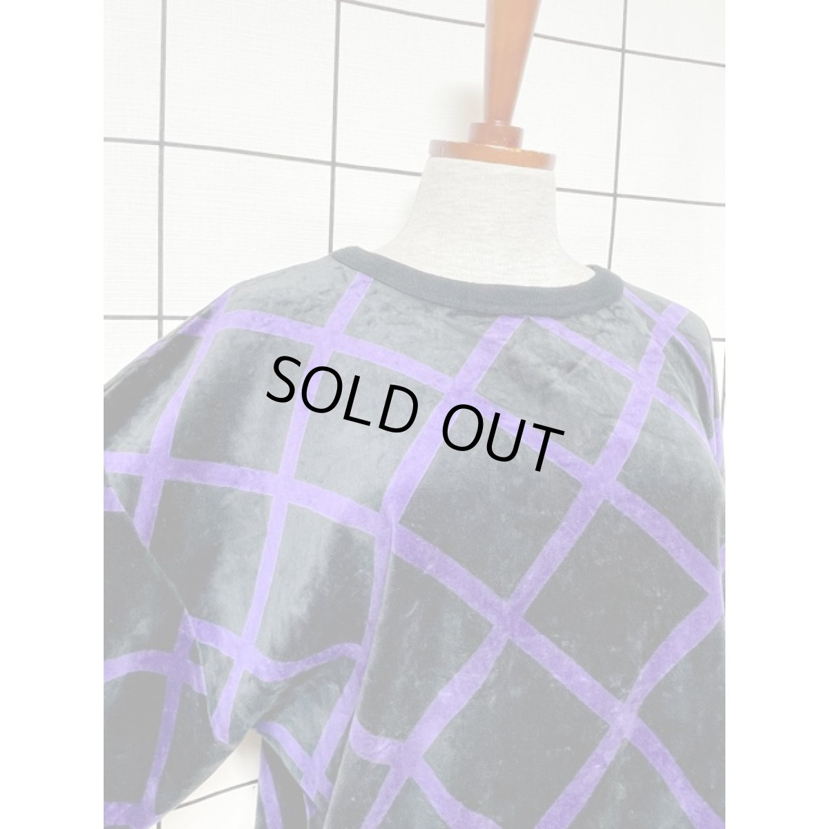 画像5: ベロア 斜めチェック ブラック パープル プルオーバー レトロ アメリカ古着 ヴィンテージトップス (5)