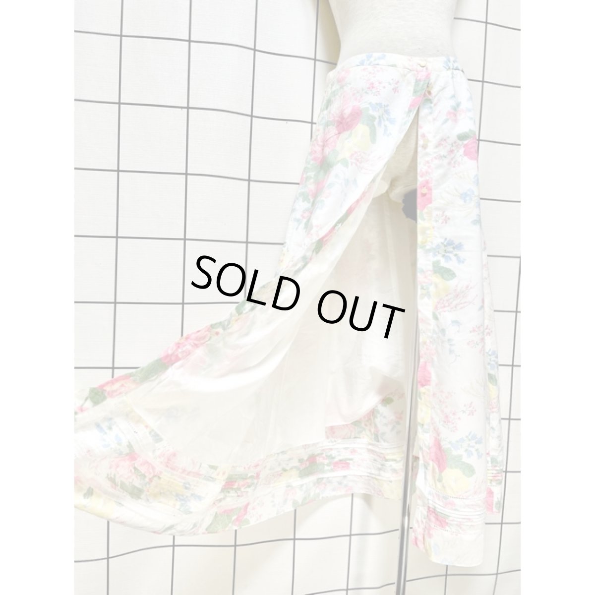 画像9: 花柄 ホワイト 前開き 古着 レトロスカート (9)