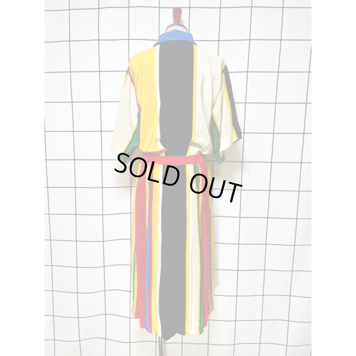 画像2: マルチカラー ストライプ レトロポップ アメリカ古着 ヴィンテージワンピース (2)