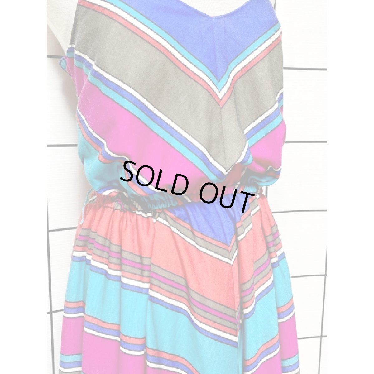 画像8: ストライプ柄 ウエストゴム  重ね着にも便利 レトロ アメリカ古着 キャミワンピース (8)