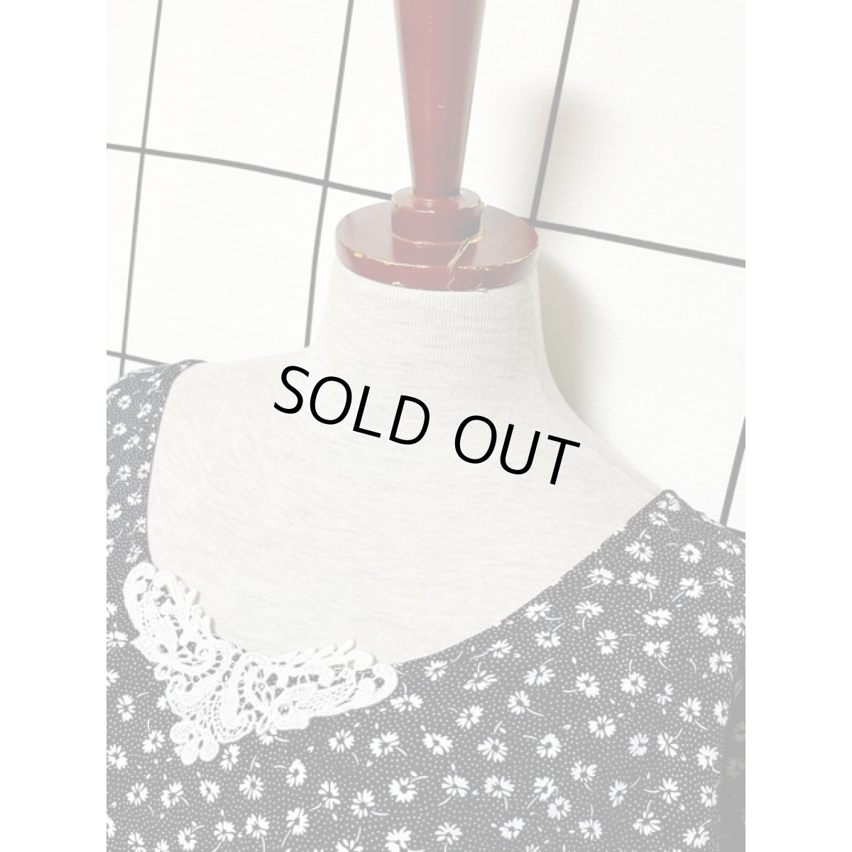 画像5: 花柄 ピンドット カットワークレース アメリカ古着 ヴィンテージロングワンピース (5)