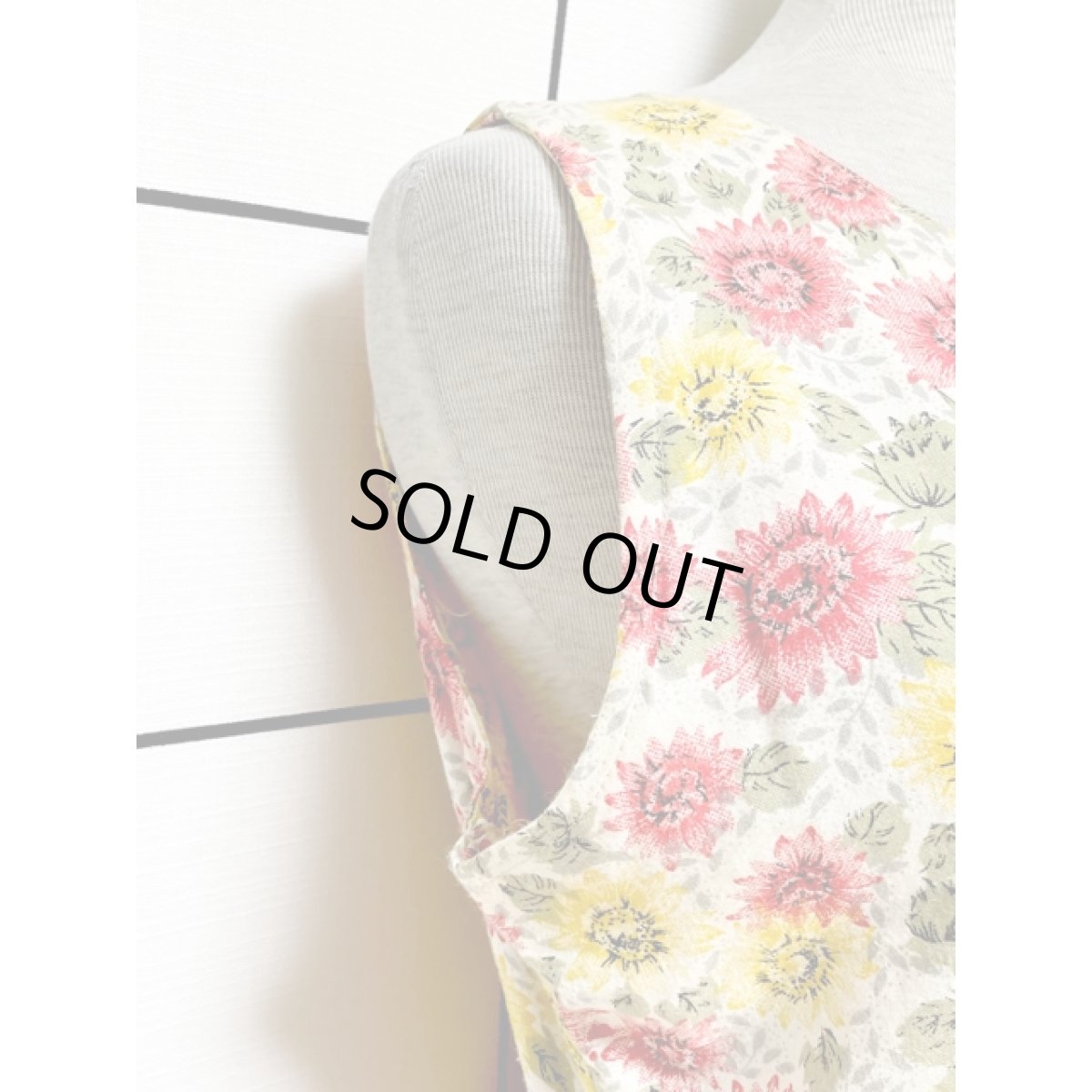 画像6: 花柄 ウエストリボン レトロ ノースリーブ アメリカ古着 ヴィンテージワンピース (6)