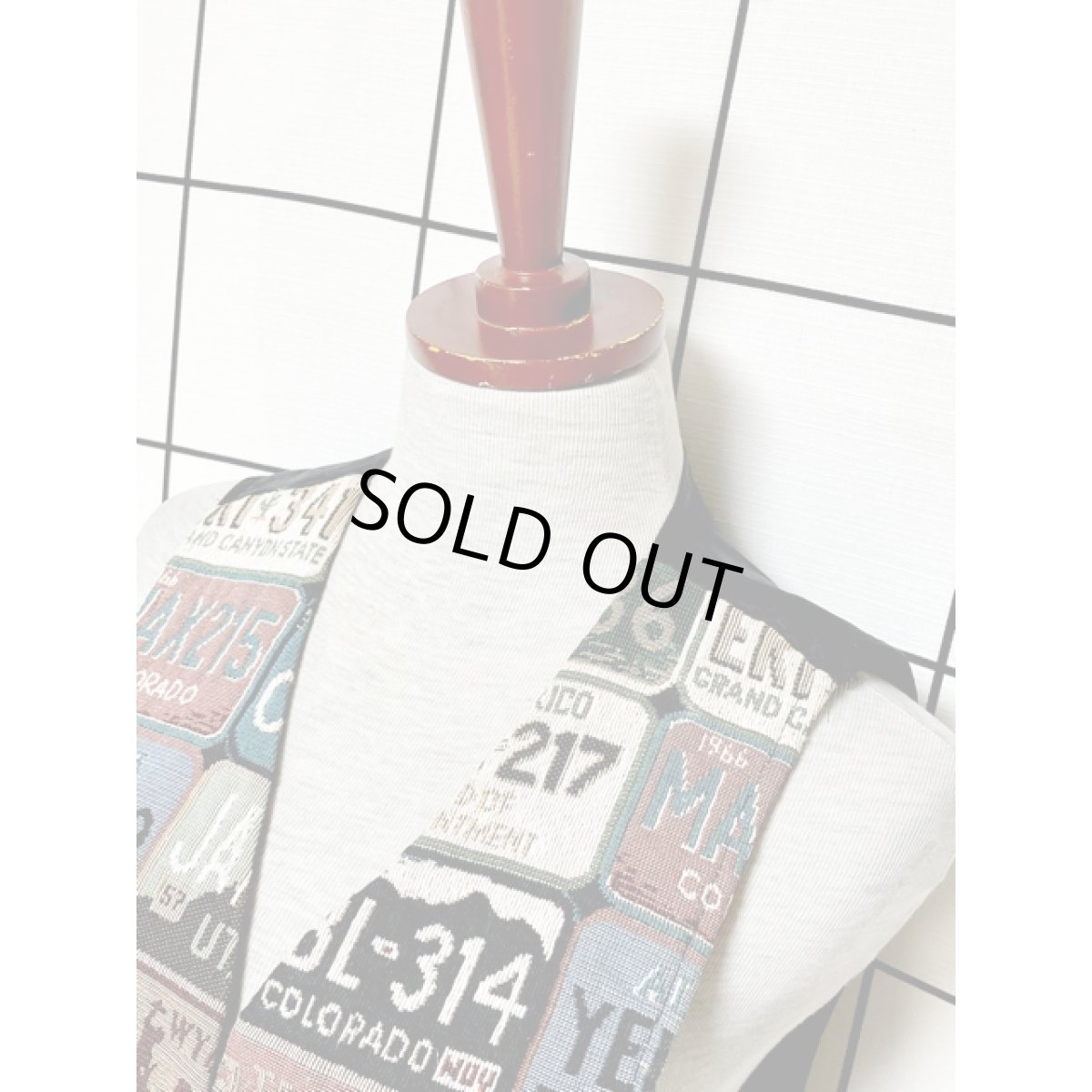 画像5: ナンバープレート模様 レトロ アメリカ古着 ゴブランベスト (5)