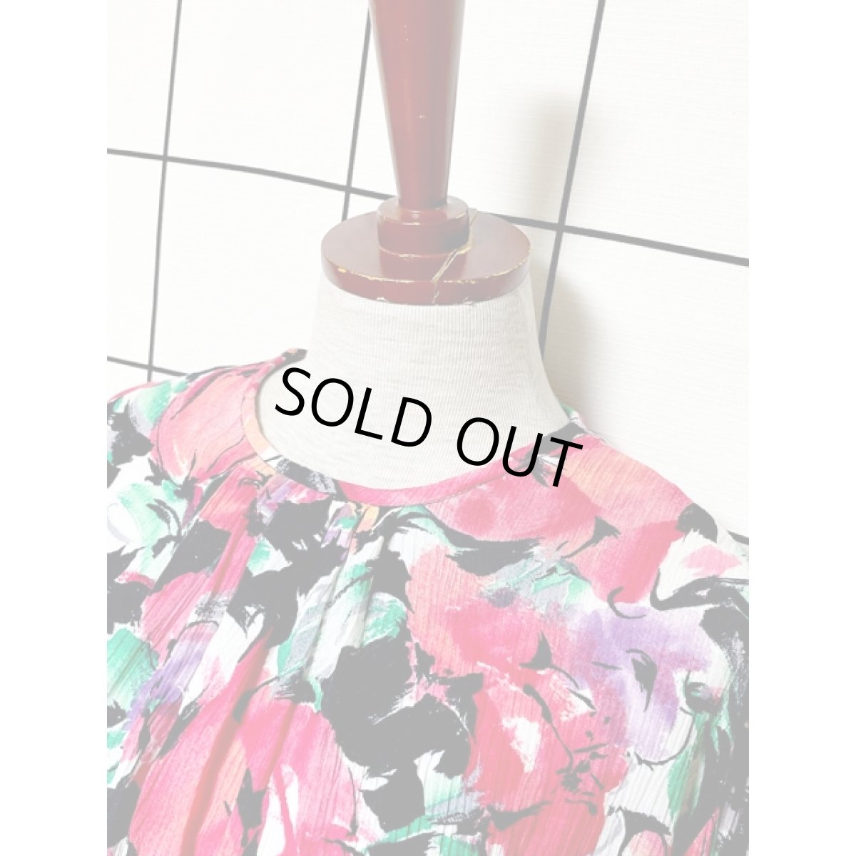 画像4: 総花柄 アート調 ウエストゴム 長袖 レトロ アメリカ古着 ヴィンテージワンピース (4)