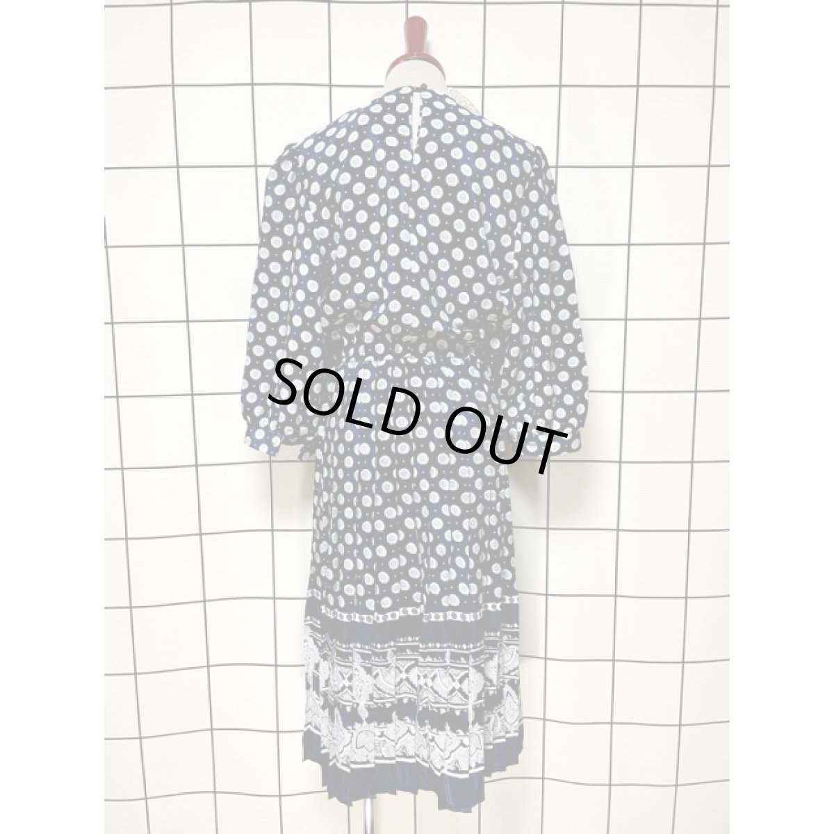 画像2: レース襟 プリーツ切り替え ドット 花柄 ネイビー レトロ アメリカ古着 ヴィンテージワンピース  (2)