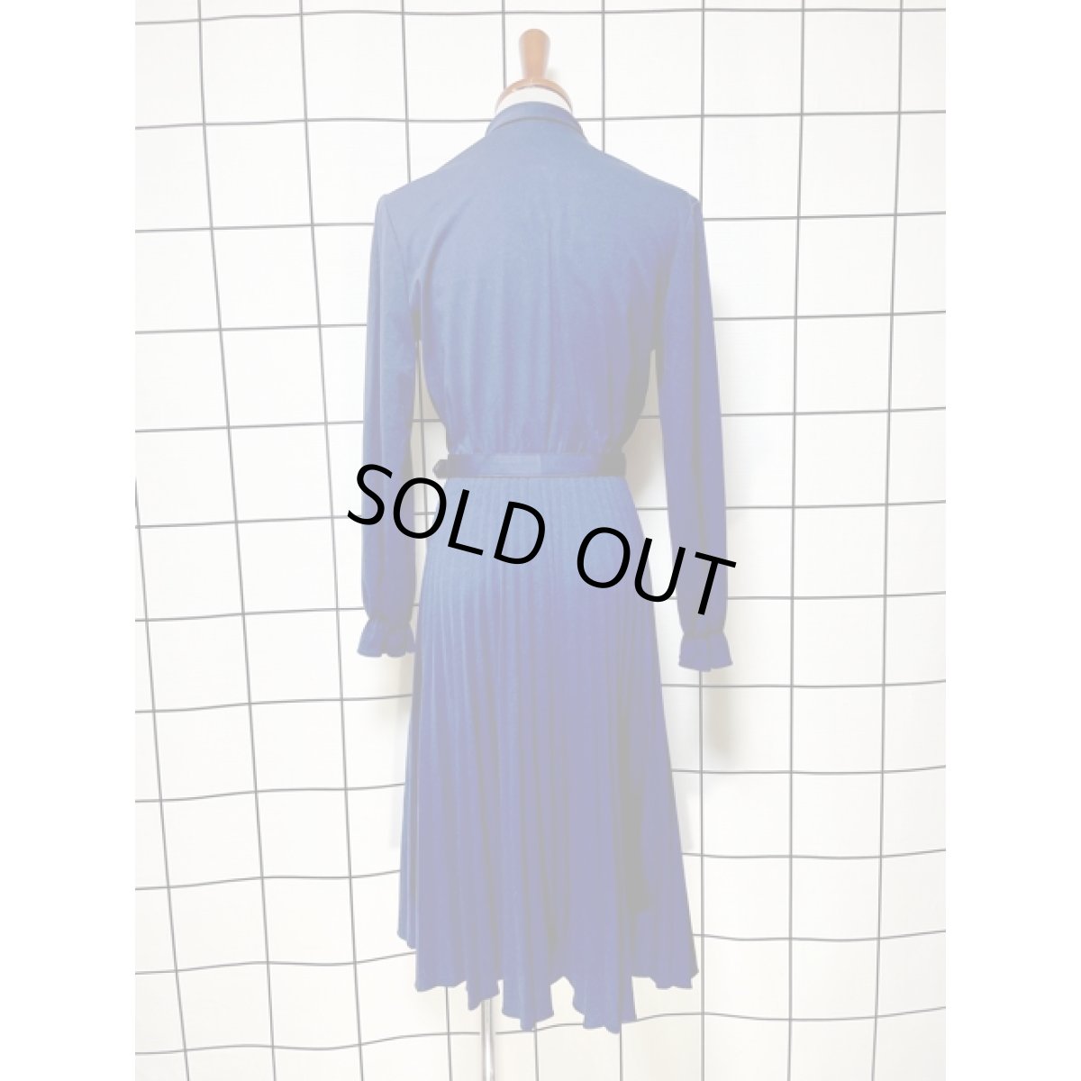 画像2: フロントフリルリボンタイ プリーツ切り替え ネイビー ウエストゴム レトロ アメリカ古着 ヴィンテージワンピース (2)