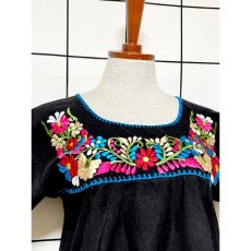 画像6: メキシカンお花刺繍 ブラック カラフルステッチ フォークロア レトロ アメリカ古着 ヴィンテージ刺繍トップス (6)