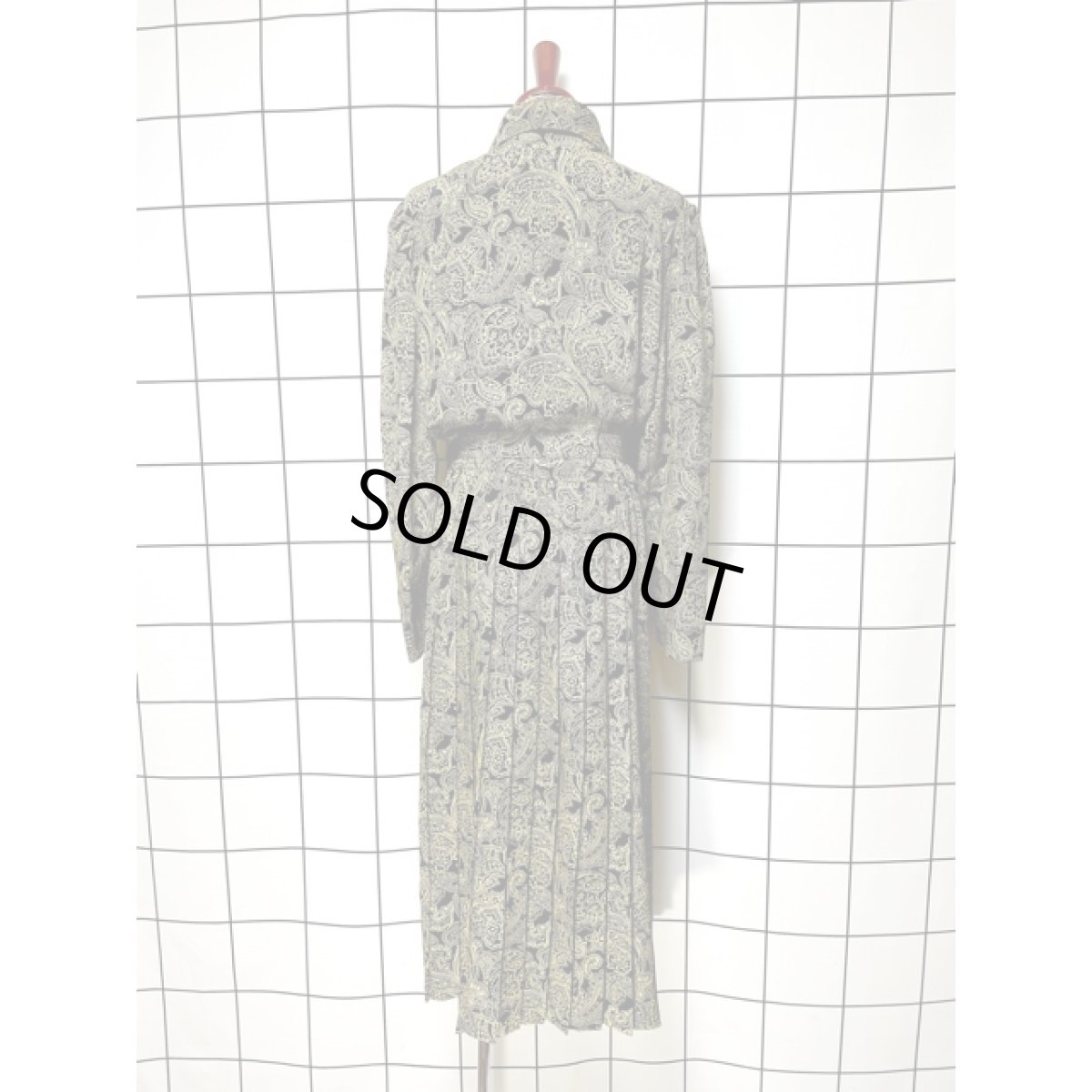 画像2: ベルト付 ペイズリー プリーツ ウエストゴム Guatemala レトロ古着 ヴィンテージワンピース (2)