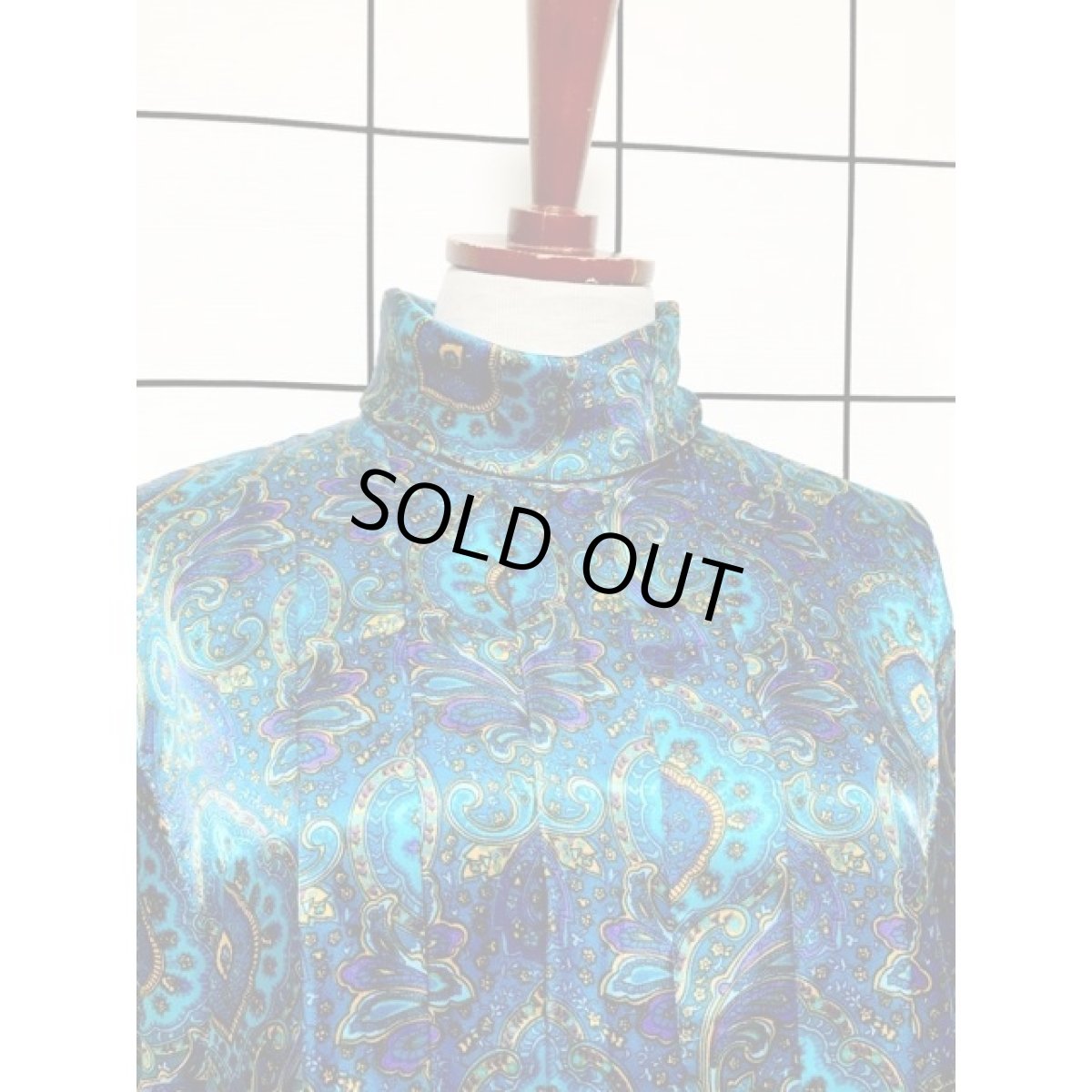 画像5: レトロサイケ オリエンタル柄 総柄 タートルネック フロントタック アメリカ古着 長袖 シャツ ヴィンテージトップス (5)