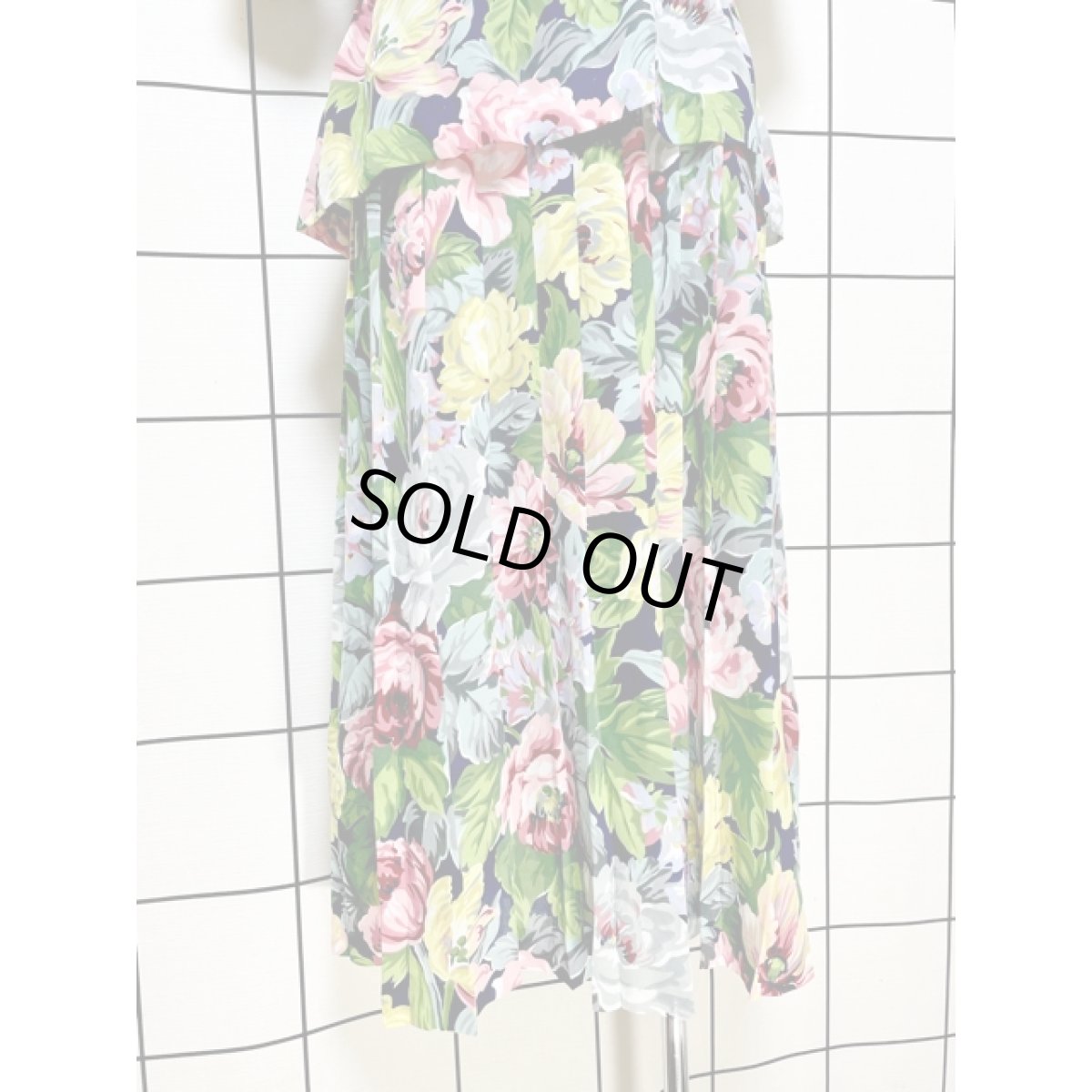 画像8: 総花柄 フロントウエストフリル プリーツ レトロ アメリカ古着 ヴィンテージワンピース (8)