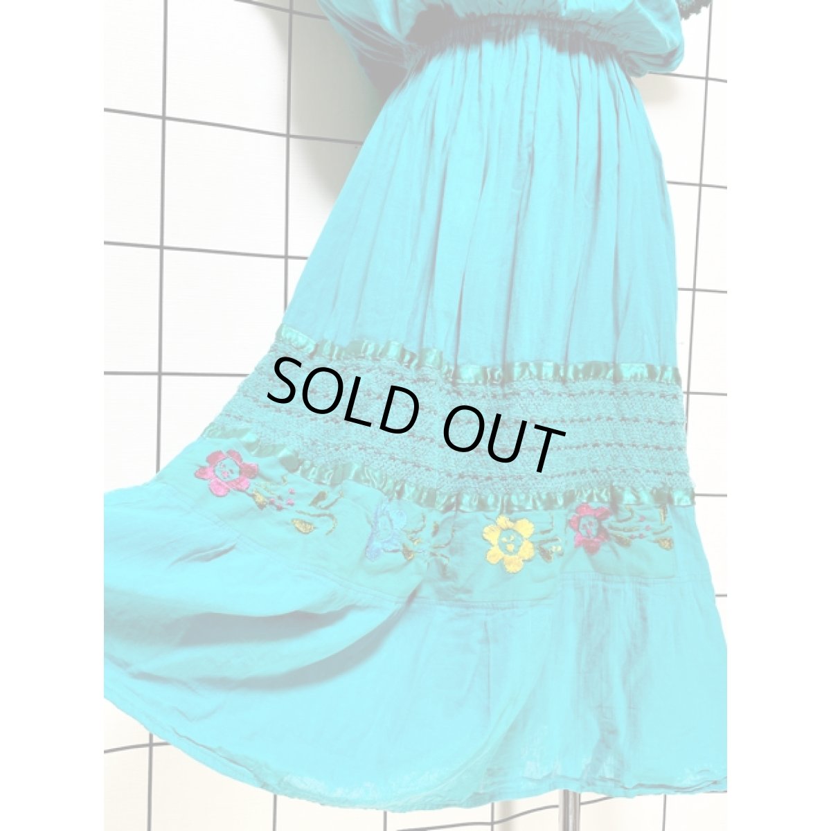 画像10: お花刺繍 レース サテンテープ ノースリーブ レトロ  アメリカ古着 ヴィンテージワンピース (10)