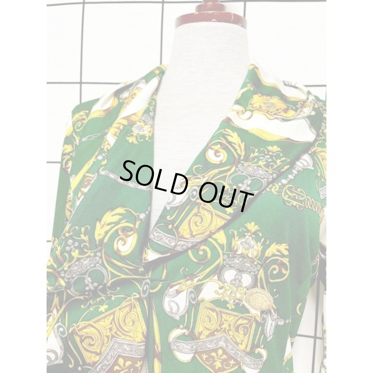 画像16: スカーフ柄 長袖 昭和レトロ 国産古着 セットアップ (16)