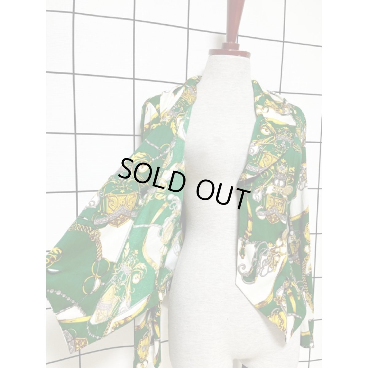 画像17: スカーフ柄 長袖 昭和レトロ 国産古着 セットアップ (17)