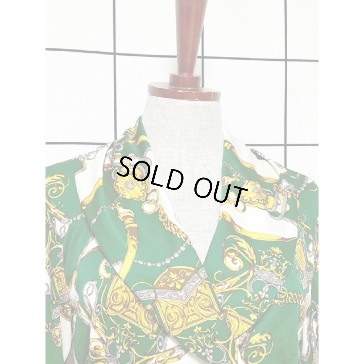 画像6: スカーフ柄 長袖 昭和レトロ 国産古着 セットアップ (6)