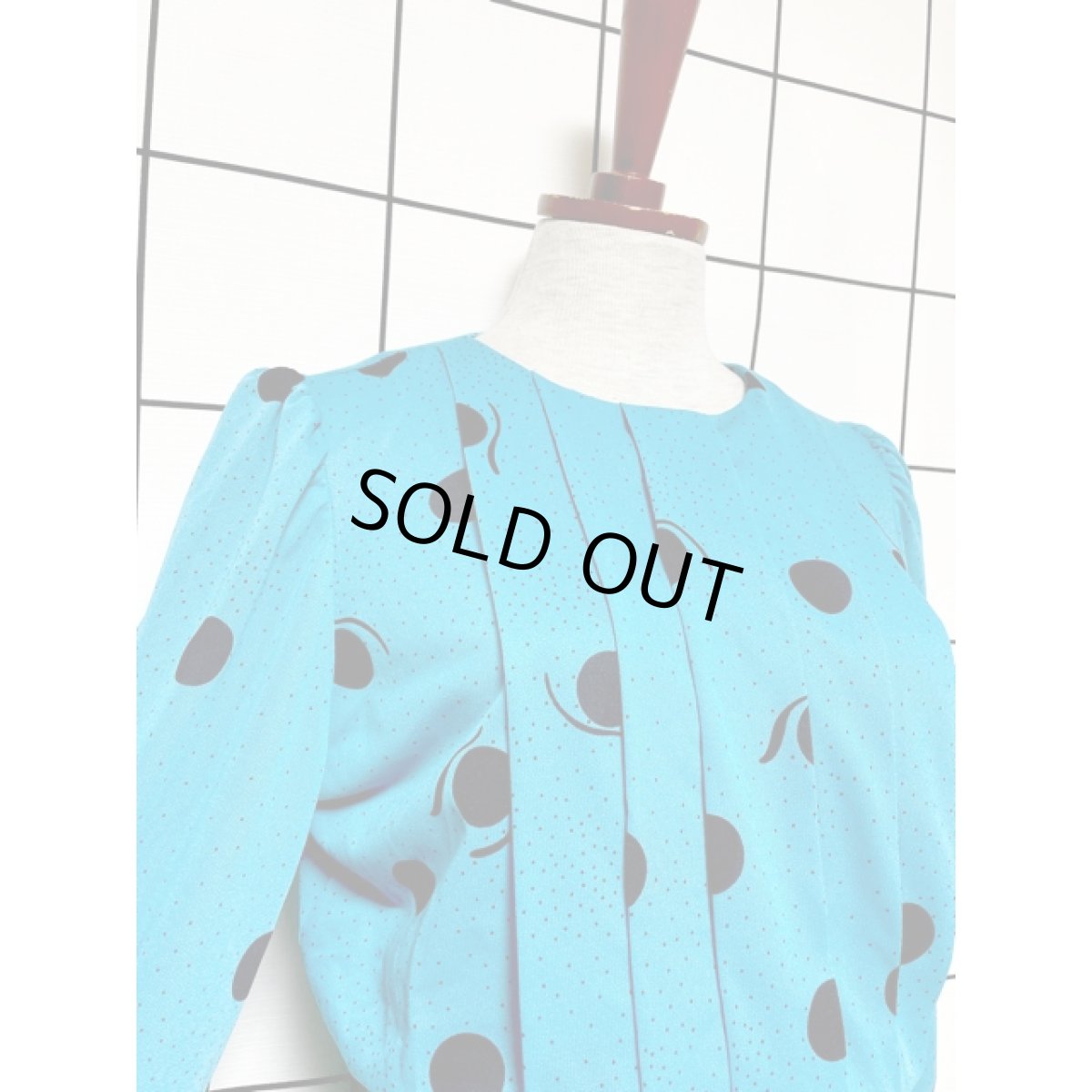 画像6: 大小ドット柄 フロントタック ウエストゴム レトロ アメリカ古着 ヴィンテージワンピース (6)