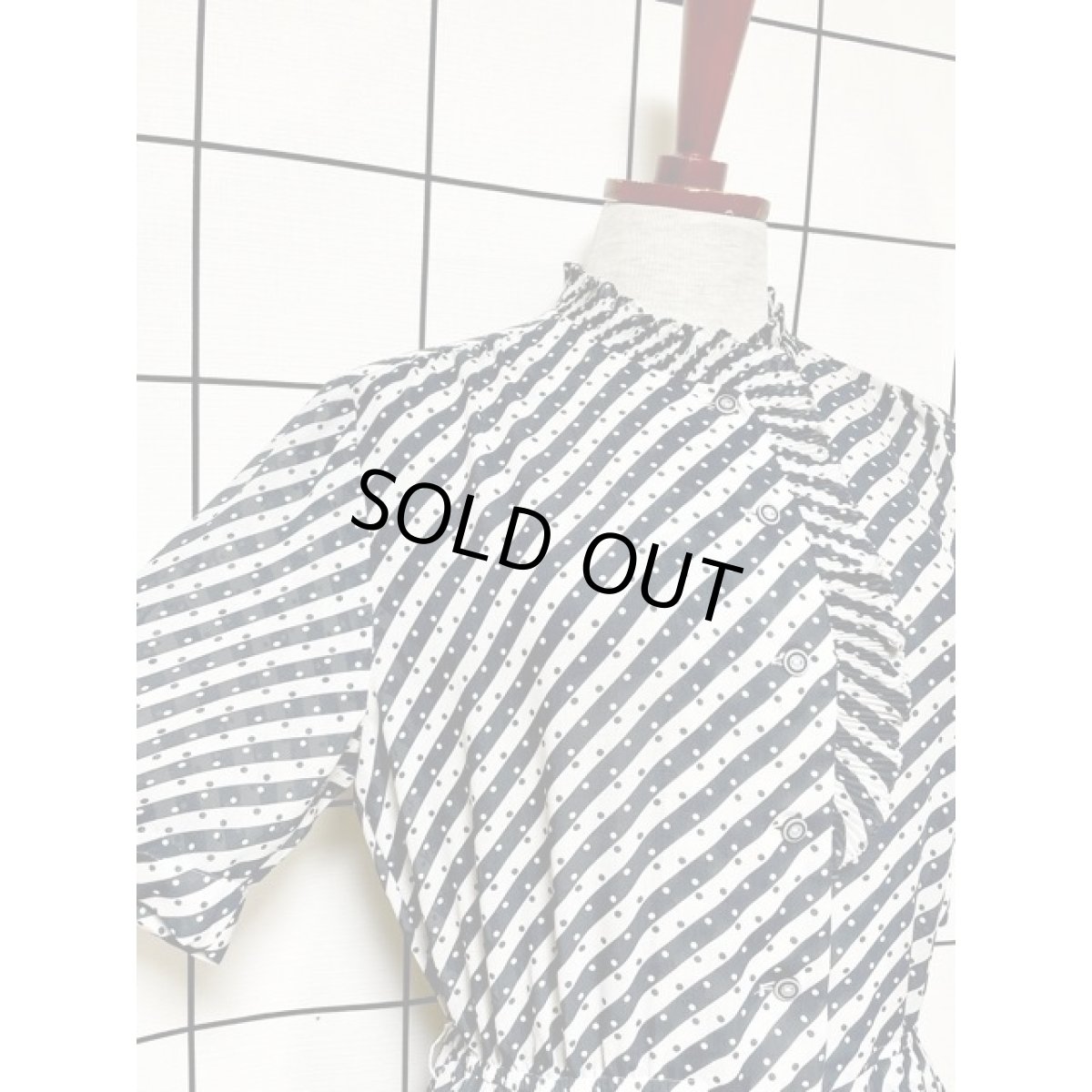 画像6: 斜めストライプ ドット柄 フリル プリーツ切り替え ウエストゴム レトロ アメリカ古着 ヴィンテージワンピース (6)