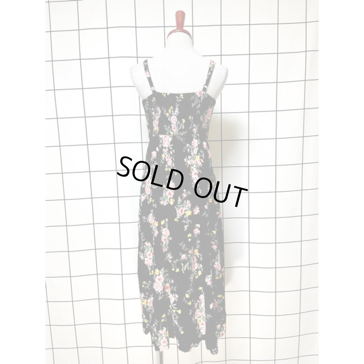 画像3: 花柄 ブラック 重ね着にも便利 レトロ アメリカ古着 キャミワンピース (3)