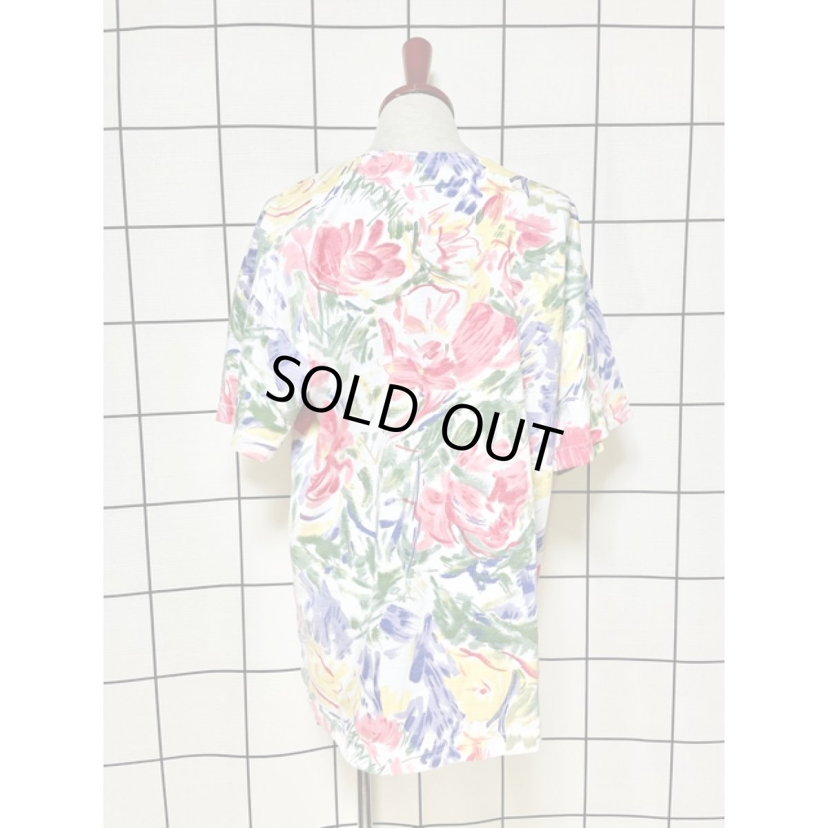 画像2: オーバーサイズコーデにぴったり アート調 花柄 総柄 アメリカ古着 半袖 シャツ ヴィンテージTシャツ (2)