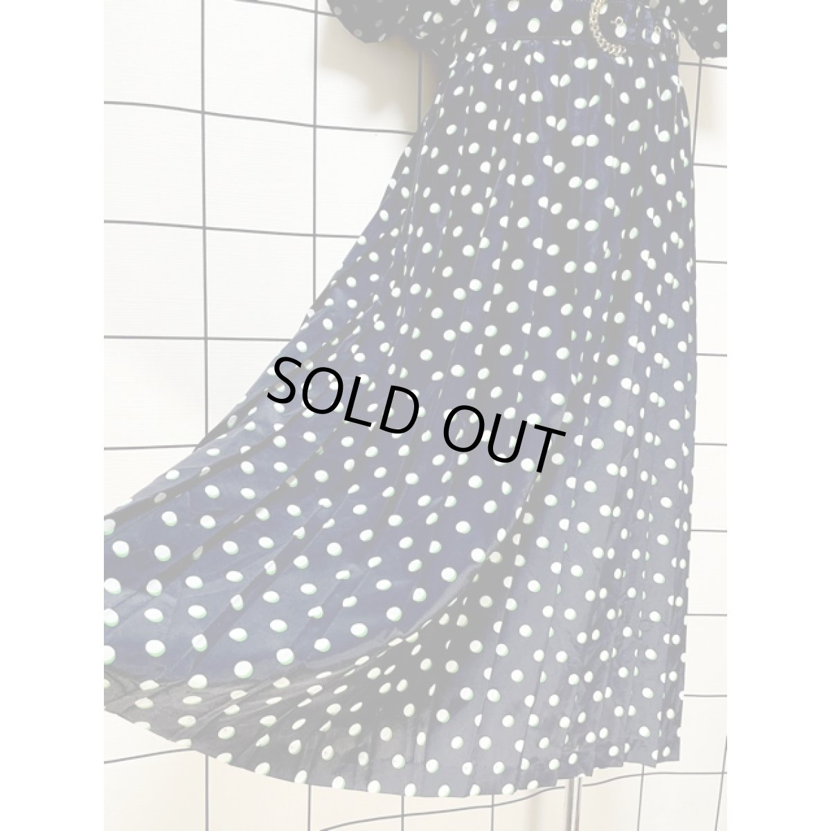 画像10: ドット バックル付きベルト ネイビー プリーツ ウエストゴム レトロ Guatemala 古着 ヴィンテージワンピース (10)