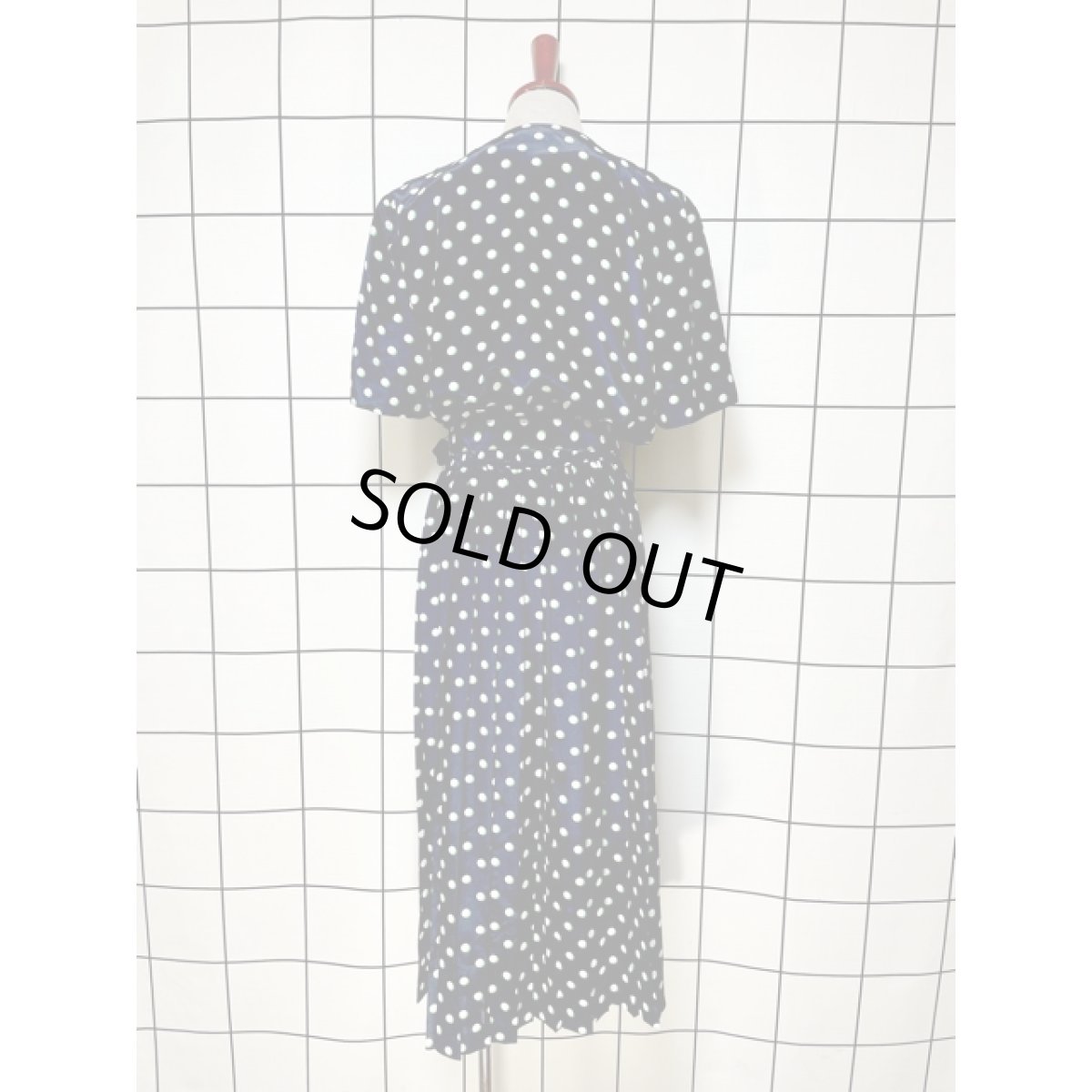 画像2: ドット バックル付きベルト ネイビー プリーツ ウエストゴム レトロ Guatemala 古着 ヴィンテージワンピース (2)