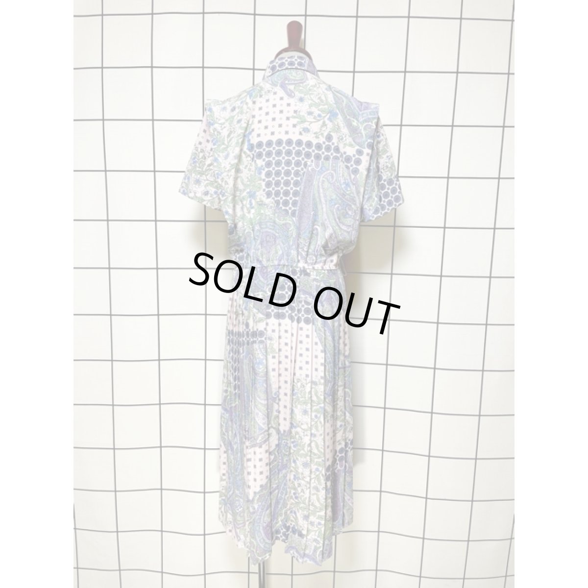 画像2: 花柄 プリーツ切り替え ウエストゴム レトロ アメリカ古着 ヴィンテージワンピース (2)