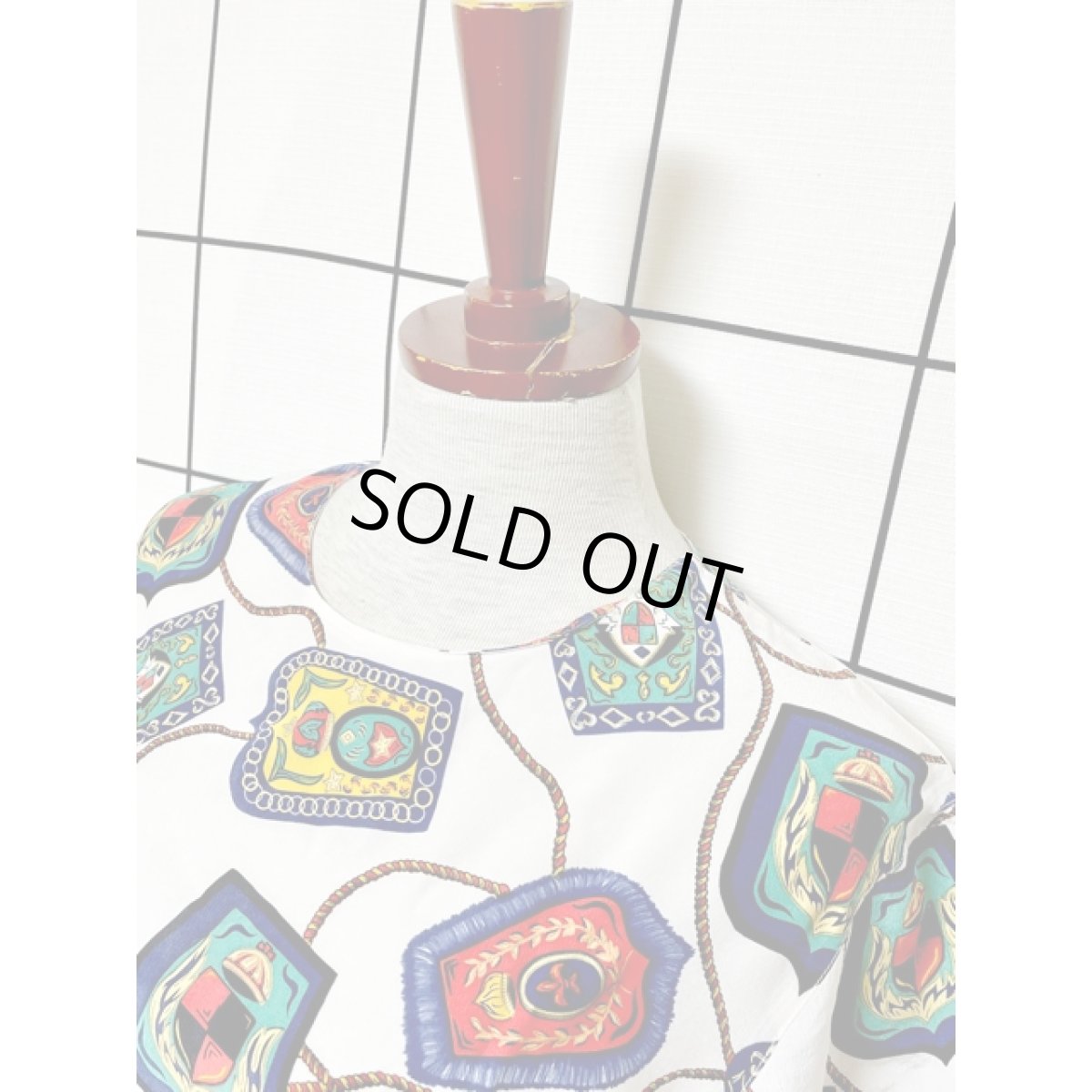 画像3: スカーフ柄プリント ホワイト プルオーバー アメリカ古着 半袖 シャツ ヴィンテージトップス (3)