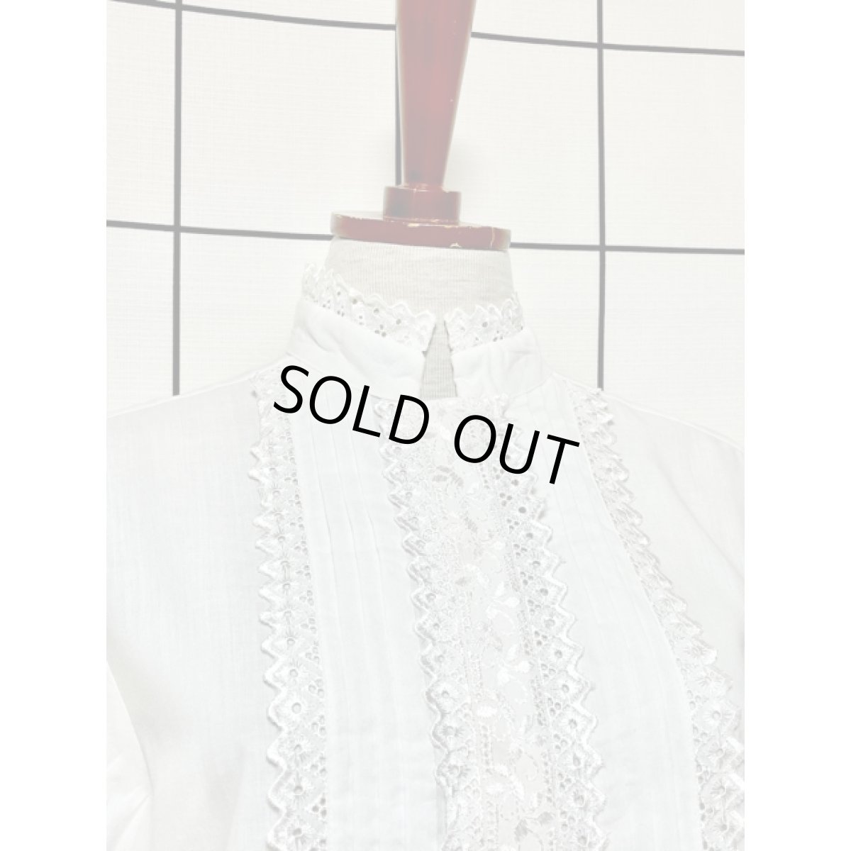 画像5: フロントレース スタンドカラー 半袖 レトロ ヨーロッパ古着 シャツ ヴィンテージホワイトブラウス (5)