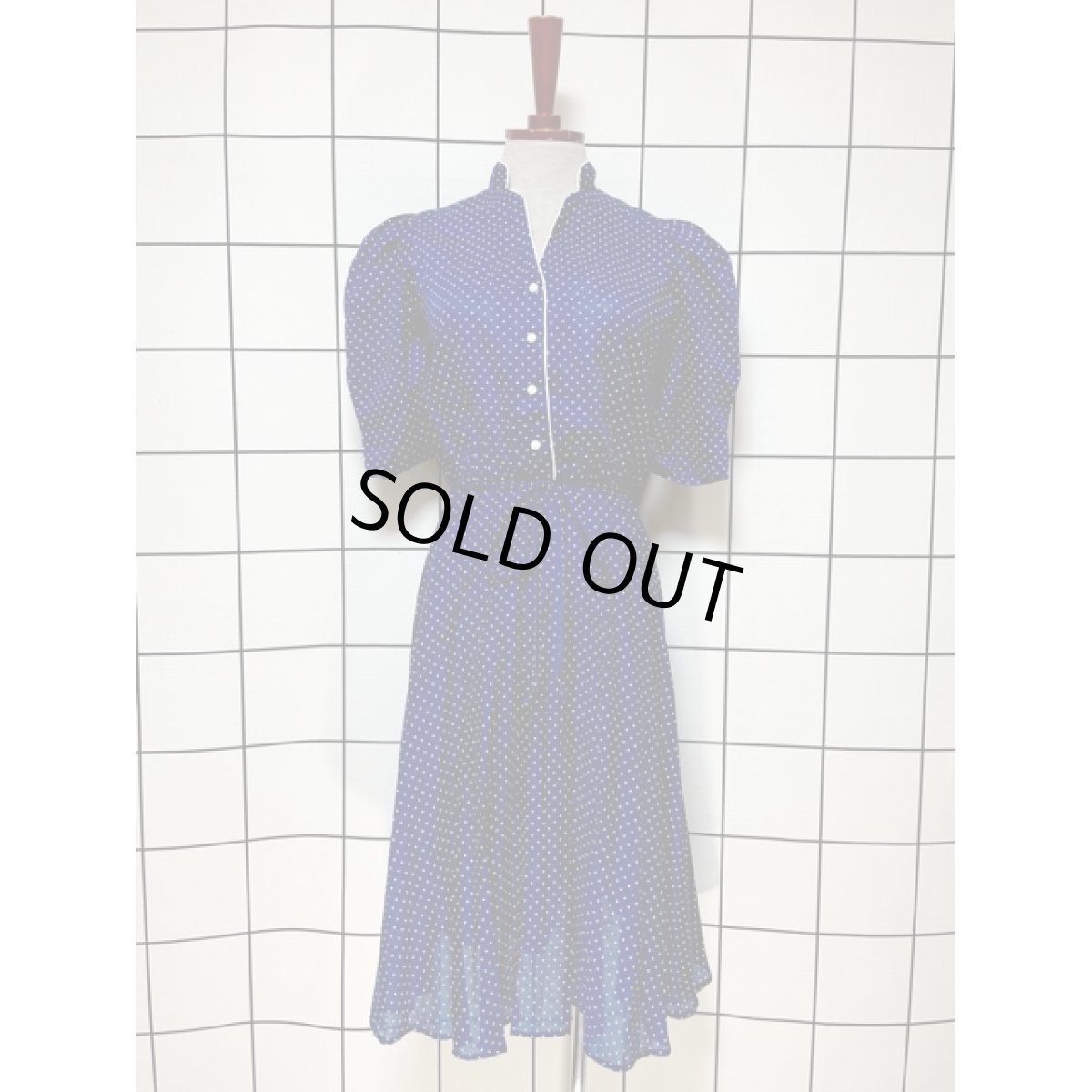 画像1: ドット柄 プリーツ切り替え ネイビー リボン ウエストゴム 半袖 レトロ アメリカ古着 ヴィンテージワンピース (1)