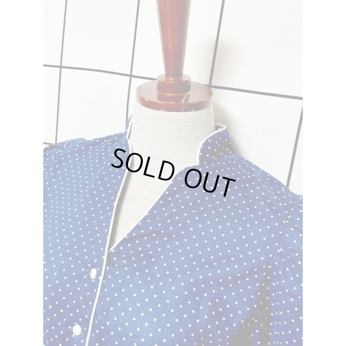 画像4: ドット柄 プリーツ切り替え ネイビー リボン ウエストゴム 半袖 レトロ アメリカ古着 ヴィンテージワンピース (4)