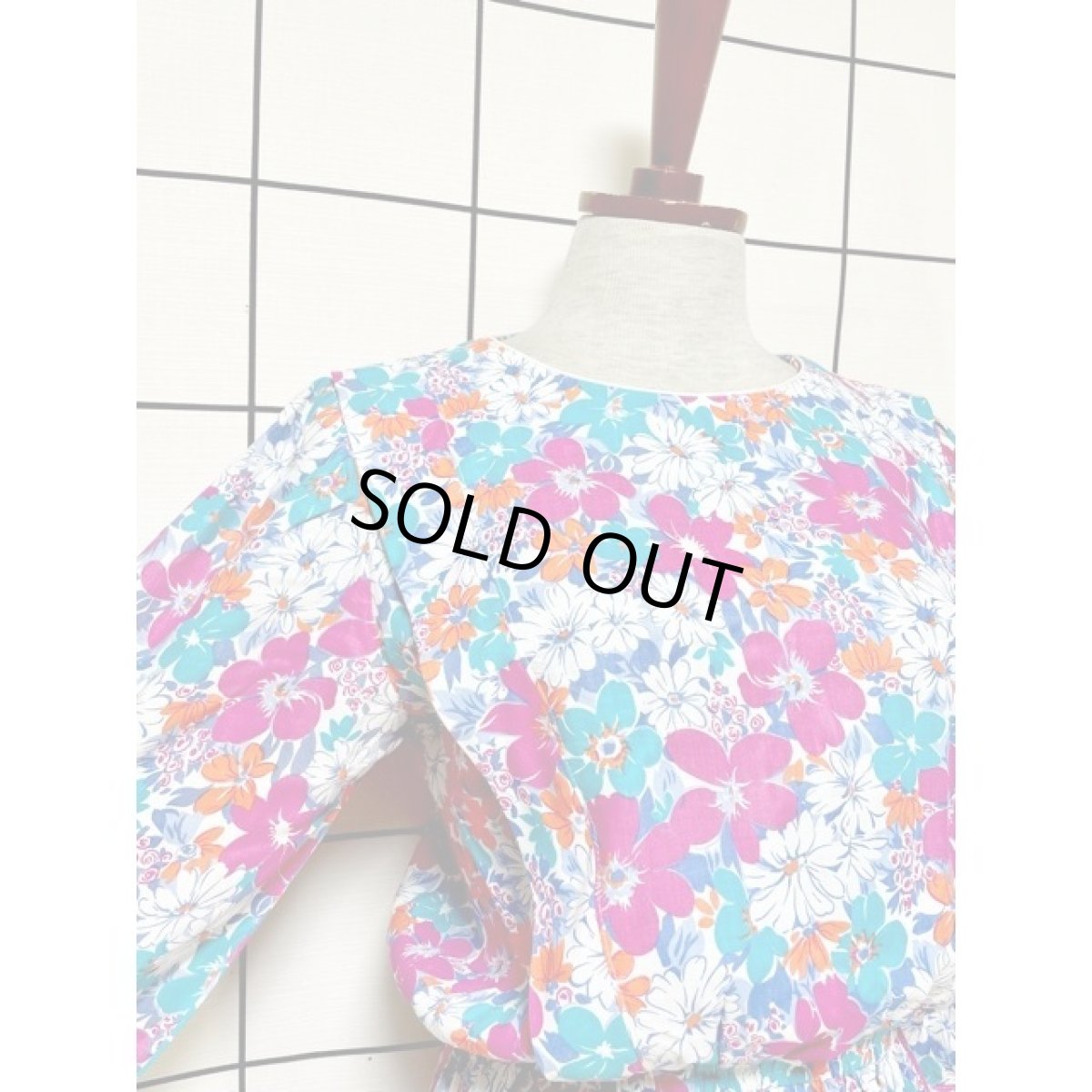 画像7: 総花柄 アート調 ウエストゴム レトロ アメリカ古着 ヴィンテージワンピース (7)