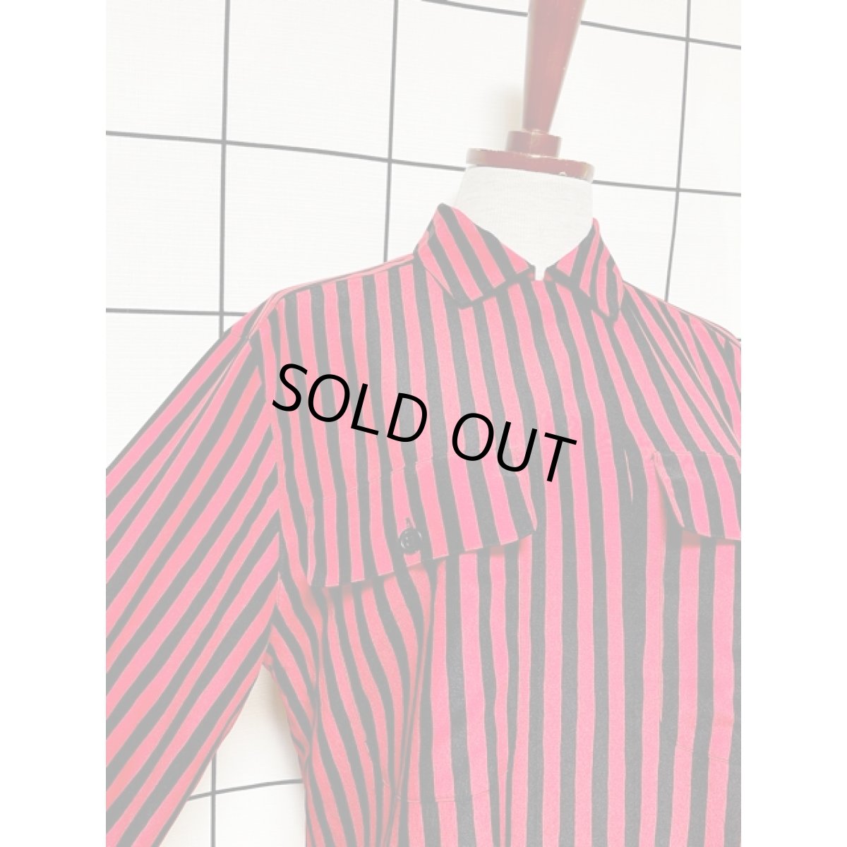 画像6: ストライプ柄 ブラック レッド レトロ アメリカ古着 長袖 シャツ ヴィンテージブラウス (6)