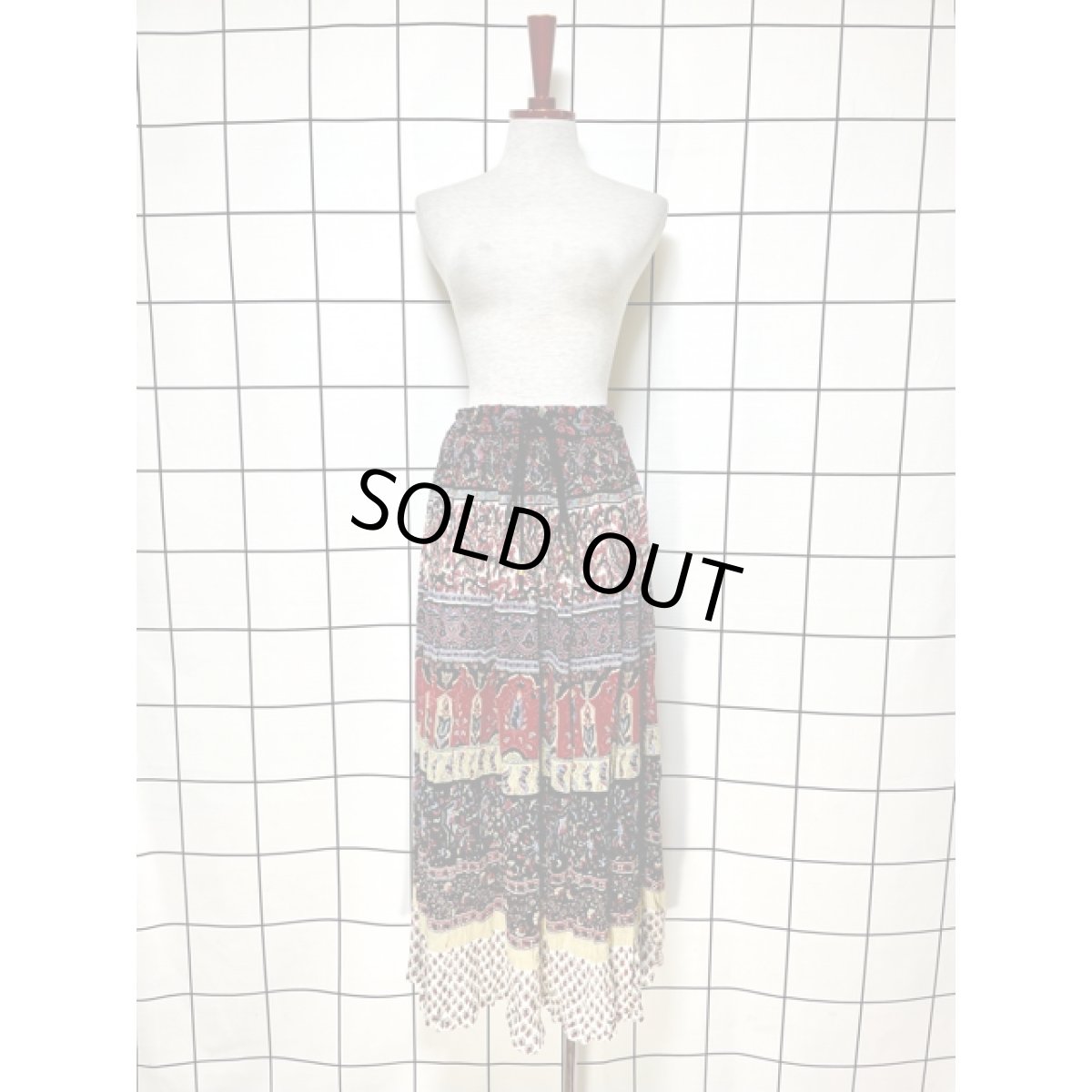 画像5: India古着 エスニック レーヨン レトロ  ヴィンテージ ロングスカート (5)