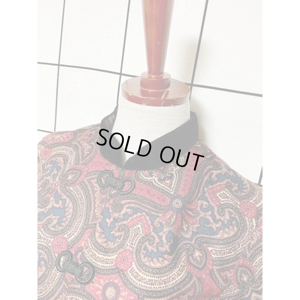 画像5: チャイナ風装飾 レイヤード調 ベロア襟 レトロ アメリカ古着 ヴィンテージワンピース (5)