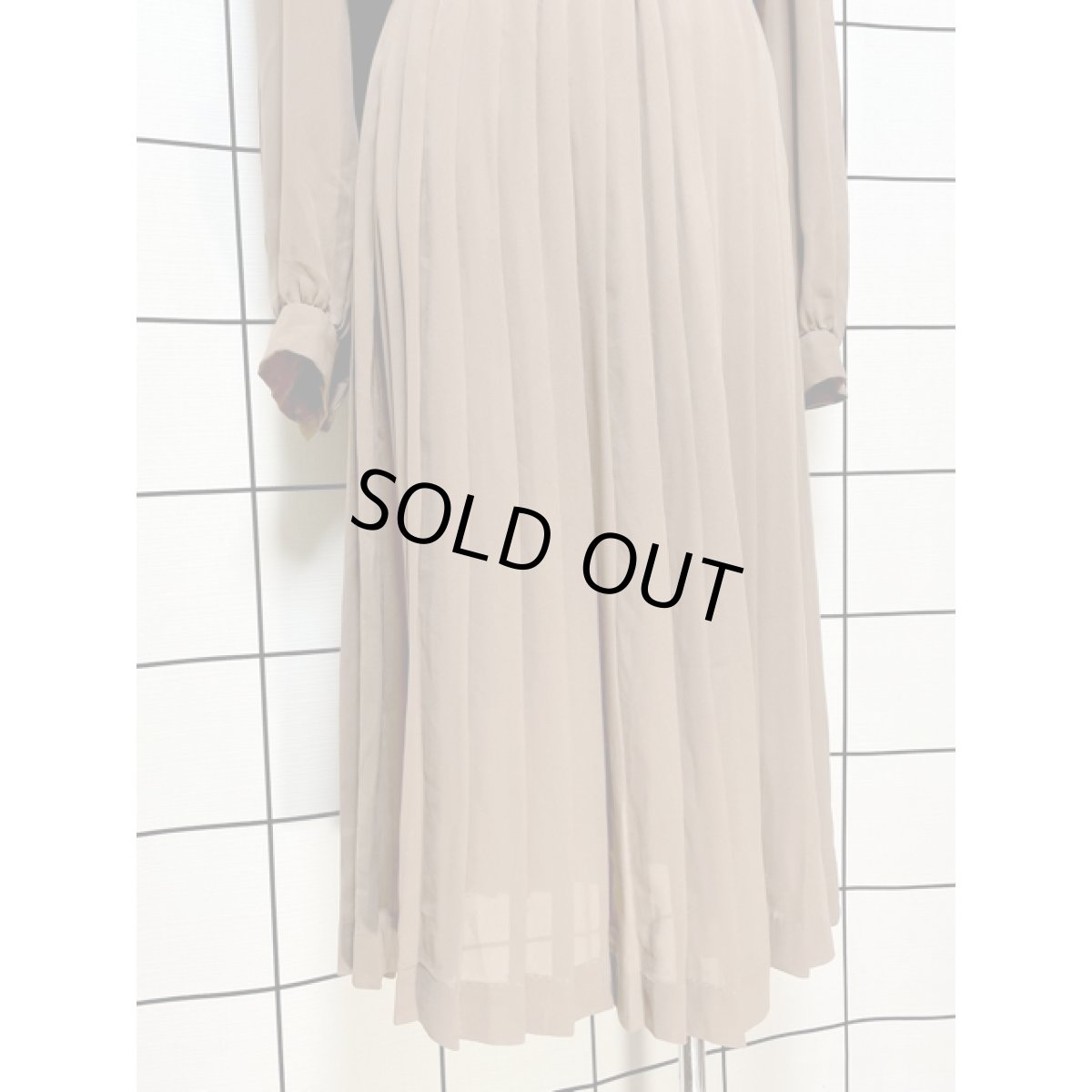 画像8: プリーツ切り替え タック 無地 ウエストゴム レトロ アメリカ古着 ヴィンテージワンピース (8)