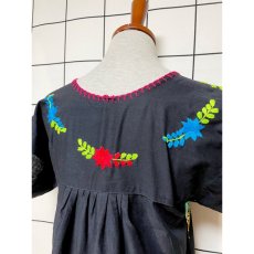 画像3: メキシカン刺繍 鳥刺繍 ブラック 黒 フォークロア 半袖 レトロ Mexico 古着 ヴィンテージメキシカンドレス (3)