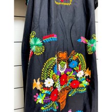 画像8: メキシカン刺繍 鳥刺繍 ブラック 黒 フォークロア 半袖 レトロ Mexico 古着 ヴィンテージメキシカンドレス (8)