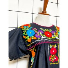 画像7: メキシカン刺繍 鳥刺繍 ブラック 黒 フォークロア 半袖 レトロ Mexico 古着 ヴィンテージメキシカンドレス (7)