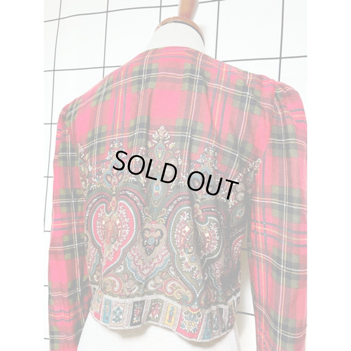 画像3: ショート丈 チェック オリエンタル レッド アメリカ古着 シャツ ヴィンテージブラウス (3)